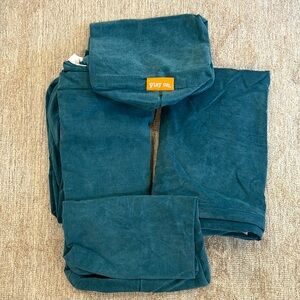 Nugget cover in Atlantic